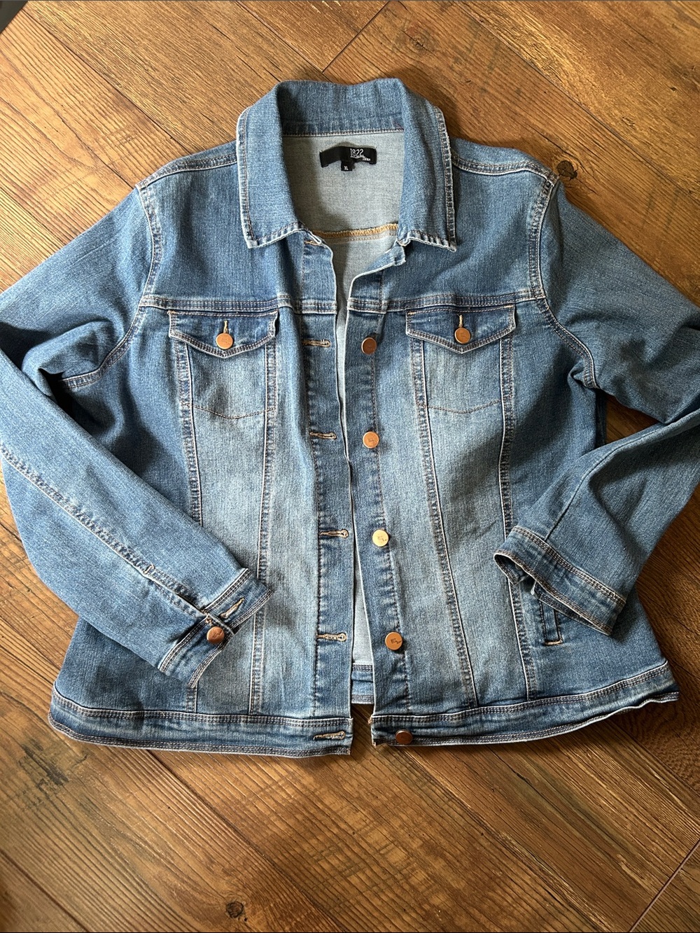 1822 Denim Medium Blue Jean Jacket with Copper Buttons